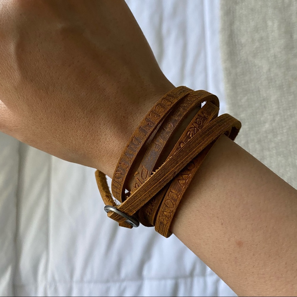 Genuine Leather Bohemian Wrap Bracelet Rustic Boho Cuff Walnut Brown - Picture 3 of 6